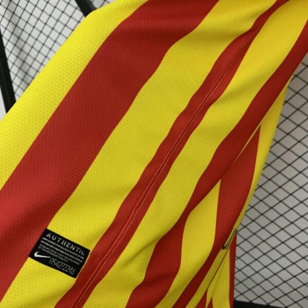 Barcelona 2013-14 Away Retro Jersey - Image 7