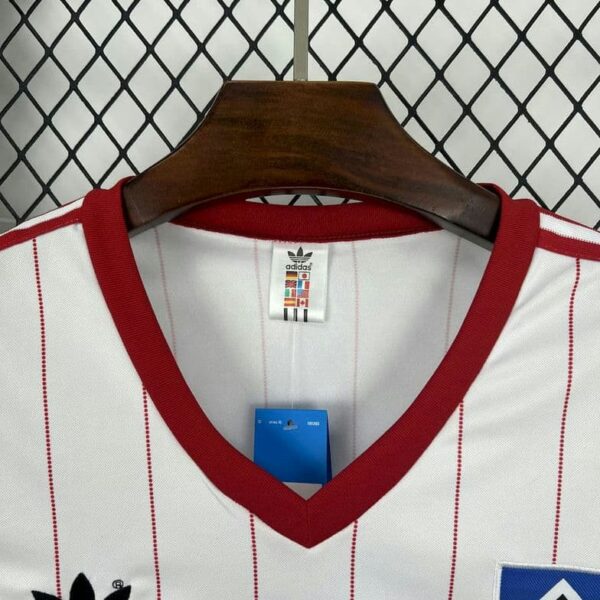Hamburger SV 1983-84 Home Retro Jersey - Image 7