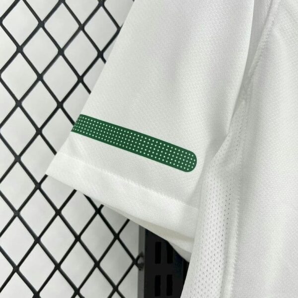 Portugal 2010-11 Away Retro Jersey - Image 7
