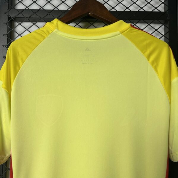 Arsenal 2025-26 Goalkeeper Jersey Fan Version - Image 7