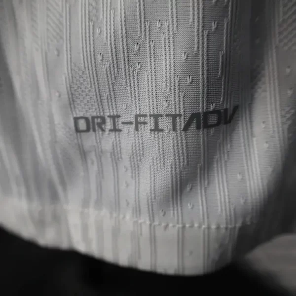 Chelsea 2025-26 Away Long Sleeve Jersey Player Version - Image 7