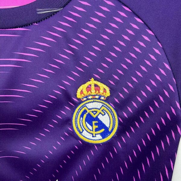 Real Madrid 2025-26 Purple Goalkeeper Kids Kit - Image 8