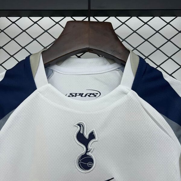 Tottenham 2025-26 Home Kids Kit - Image 8