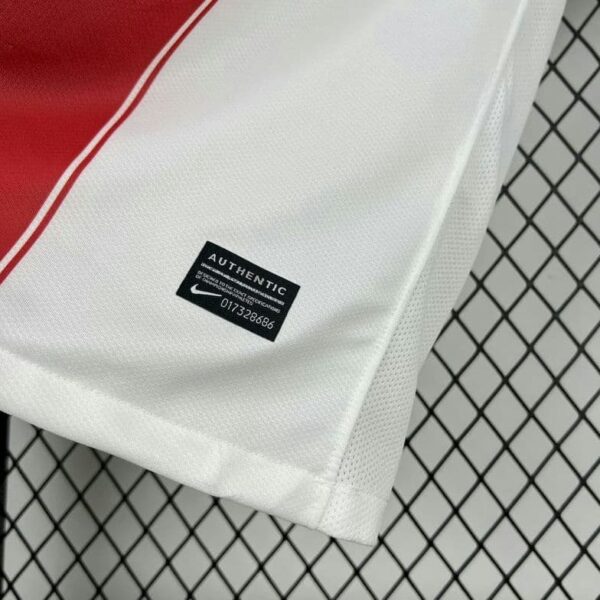 Portugal 2010-11 Away Retro Jersey - Image 8