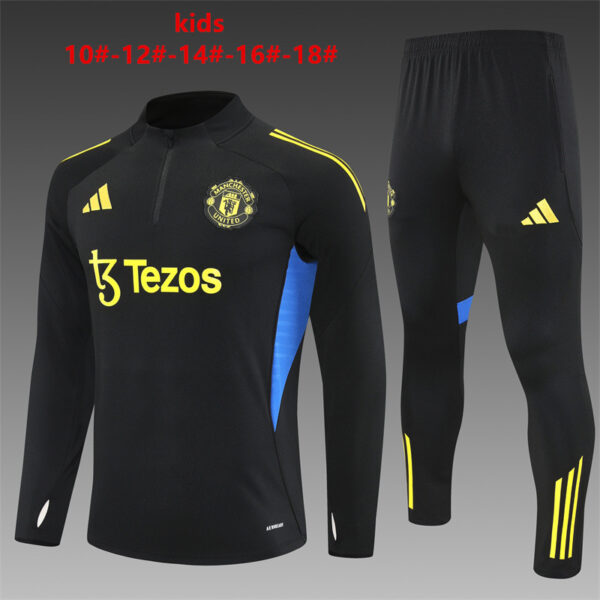 Manchester United 2025-26 Black Half Zip Long Sleeve Kids Training Kit