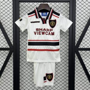 Manchester United 1997-98 Away Kids Kit