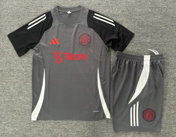 Manchester United 2024-25 Dark Grey Short Sleeve Kids Training Kit - Image 2