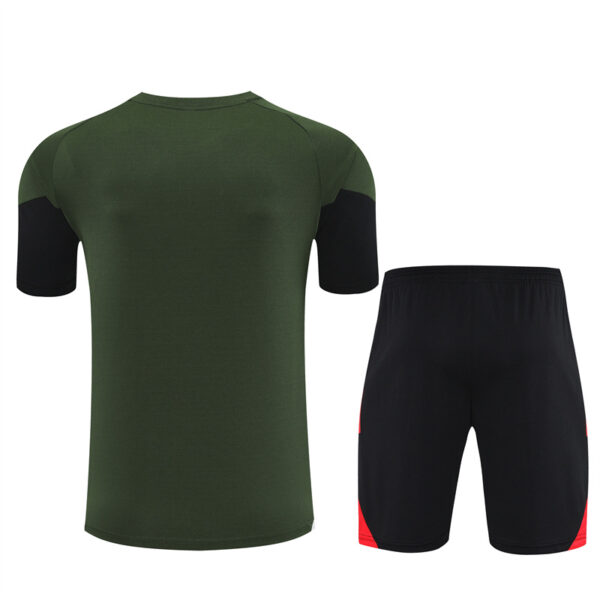 Bayern Munich 2025-26 Green Short Sleeve Training Kit - Image 2
