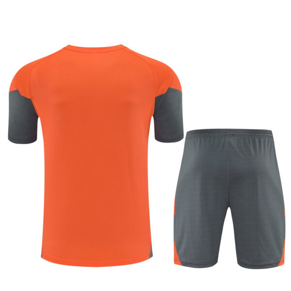 Bayern Munich 2025-26 Orange Short Sleeve Training Kit - Image 2