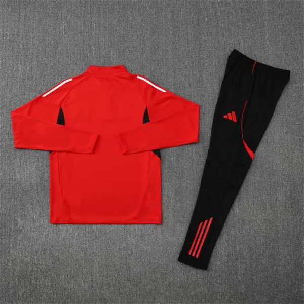 Manchester United 2025-26 Red Half Zip Long Sleeve Training Kit - Image 2