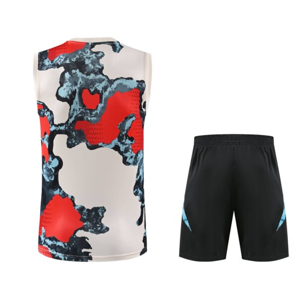 Bayern Munich 2025-26 White Camo Vest Training Kit - Image 2