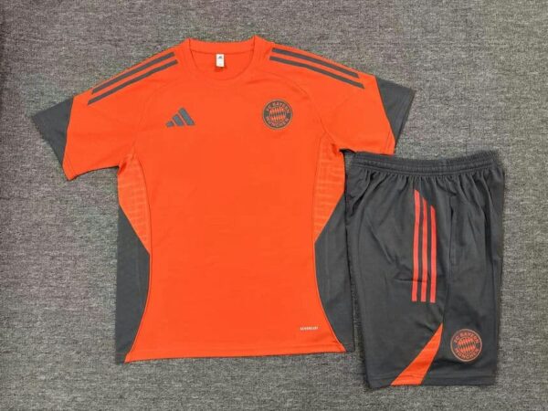 Bayern Munich 2025-26 Orange Short Sleeve Kids Training Kit - Image 2