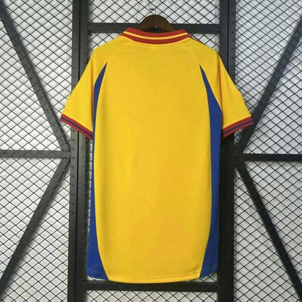 Romania 2000-01 Home Retro Jersey - Image 2