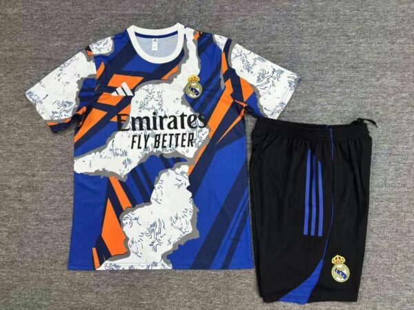 Real Madrid 2025-26 Yellow Blue (Camo Edition) Short Sleeve Kids Training Kit - Image 2