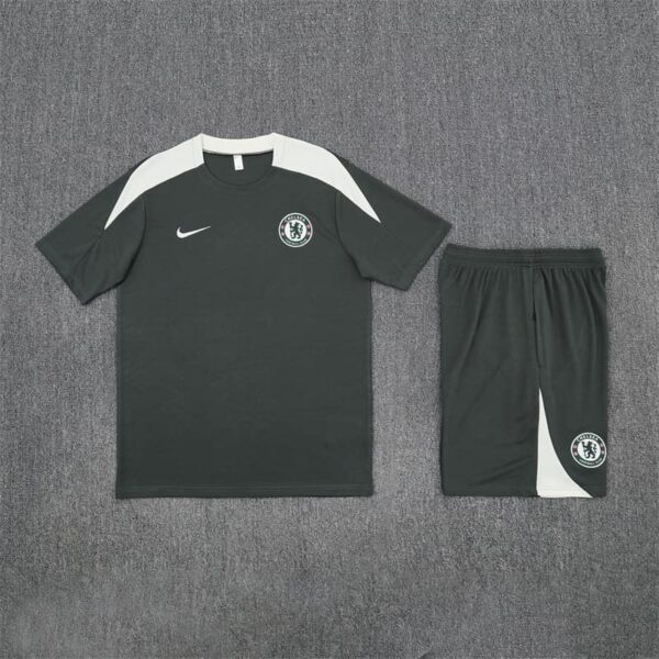 Chelsea 2025-26 Army Green Short Sleeve Training Kit - Image 3