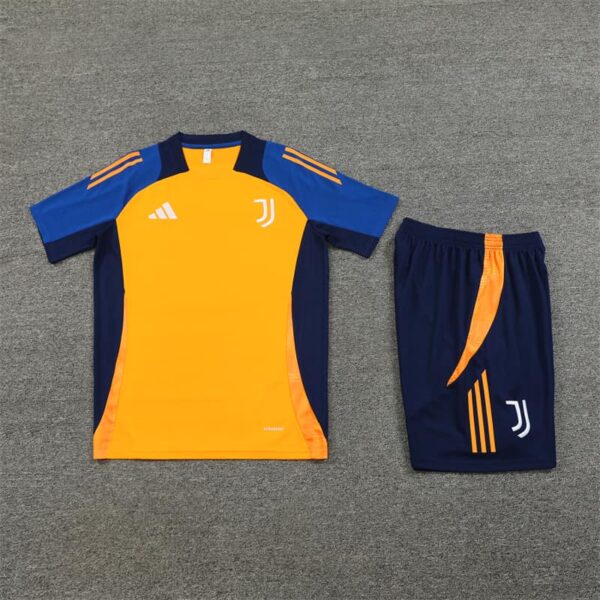 Juventus 2024-25 Orange Yellow Short Sleeve Training Kit - Image 3