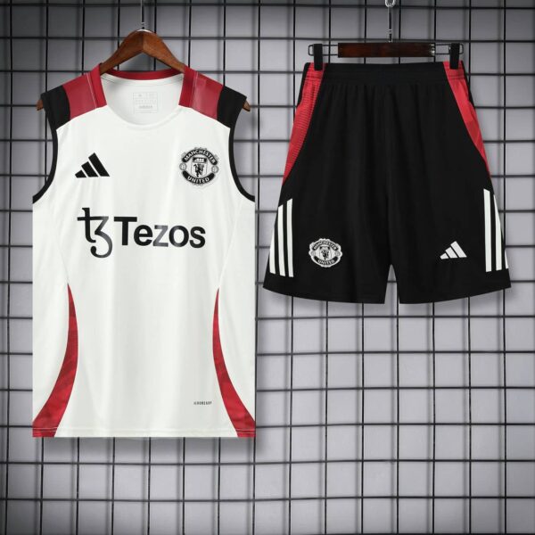 Manchester United 2025-26 White Vest Training Kit - Image 3
