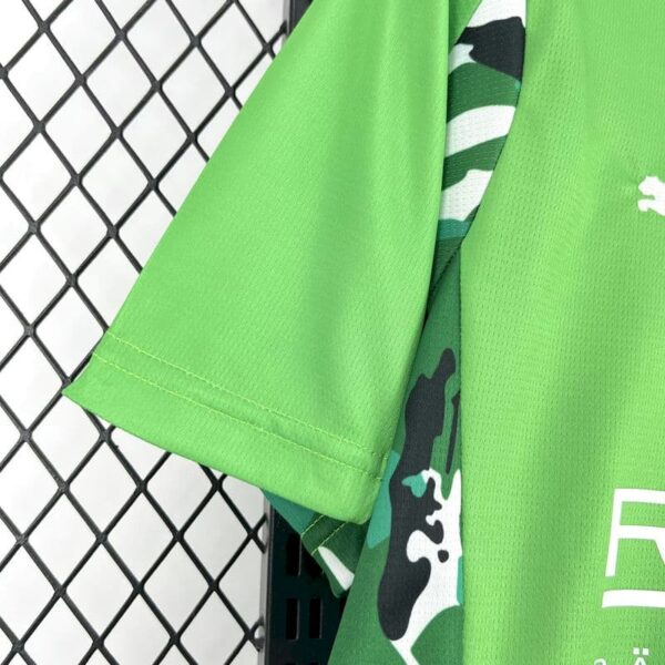 Borussia Monchengladbach 2025-26 Away Jersey Fan Version - Image 3