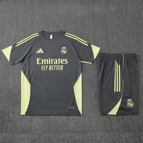 Real Madrid 2025-26 Dark Grey Short Sleeve Training Kit - Image 3