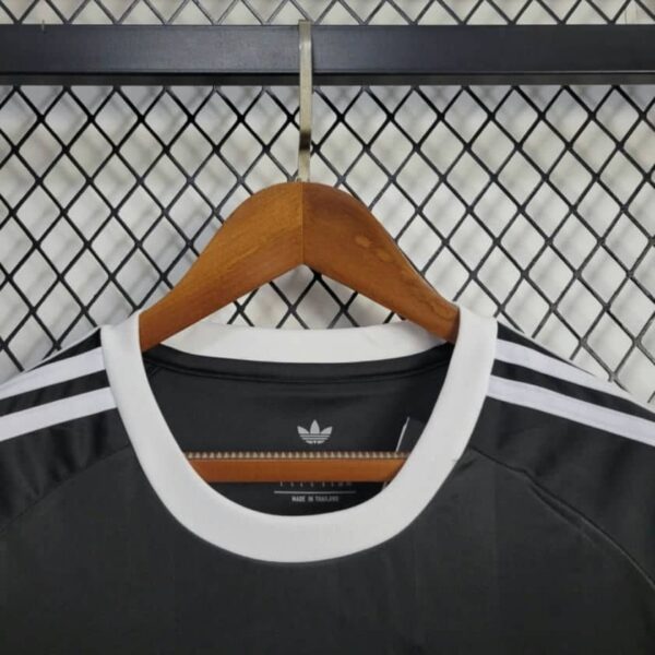 Liverpool 2025-26 Black Goalkeeper Jersey - Image 3