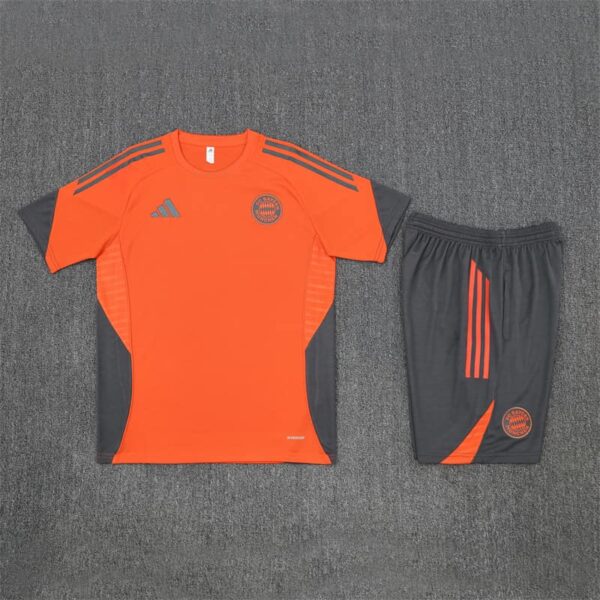 Bayern Munich 2025-26 Orange Short Sleeve Training Kit - Image 3