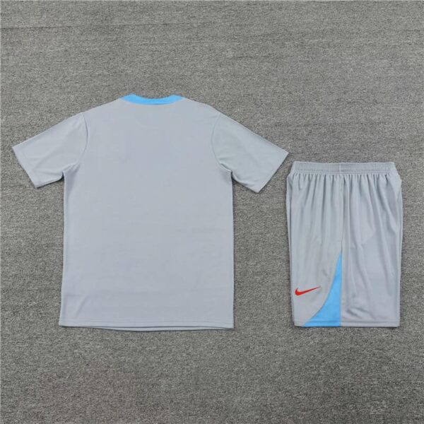 Atletico Madrid 2024-25 Grey Short Sleeve Training Kit - Image 4