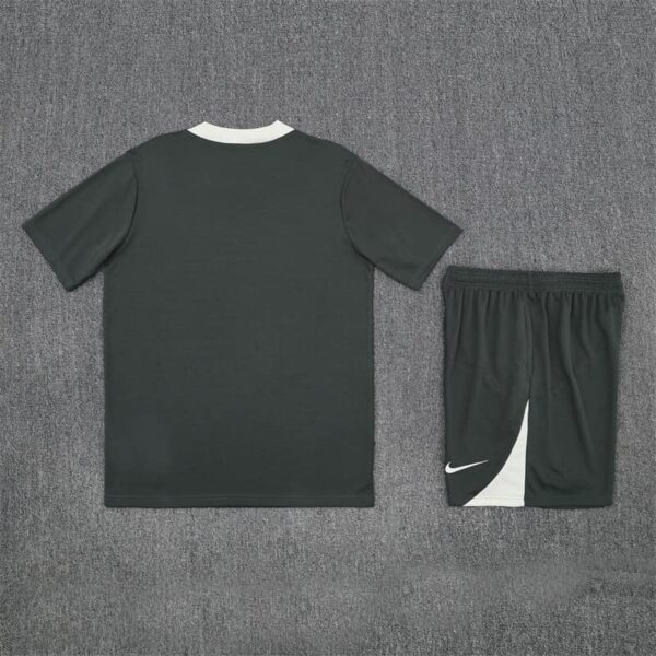 Chelsea 2025-26 Army Green Short Sleeve Training Kit - Image 4