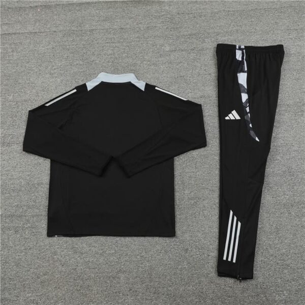 Manchester United 2024-25 Black Half Zip Long Sleeve Training Kit - Image 4