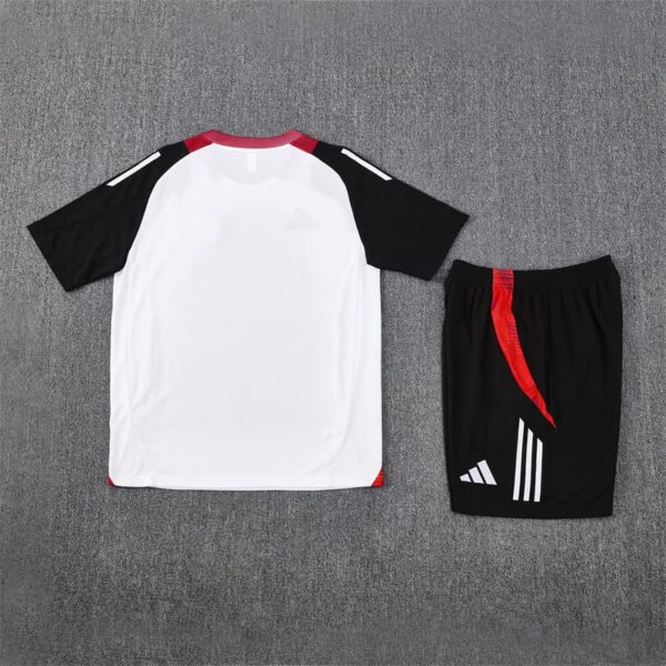 Manchester United 2024-25 White Short Sleeve Training Kit - Image 4