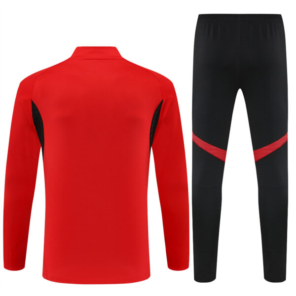 Manchester United 2025-26 Red Half Zip Long Sleeve Training Kit - Image 4