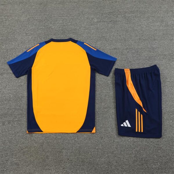Juventus 2024-25 Orange Yellow Short Sleeve Training Kit - Image 4
