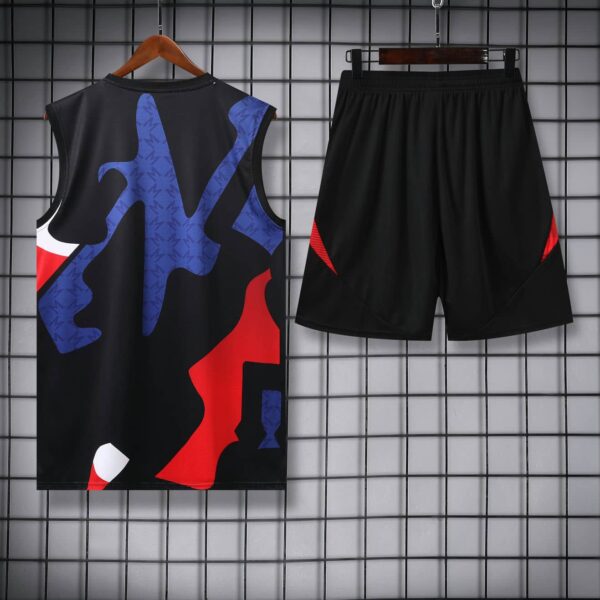 Manchester United 2025-26 Black Colorblock Vest Training Kit - Image 4