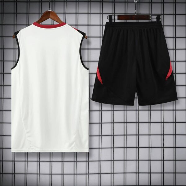 Manchester United 2025-26 White Vest Training Kit - Image 4