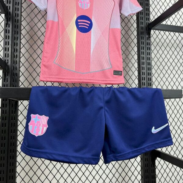 Barcelona 2025-26 Pink Special Edition Kids Kit - Image 4