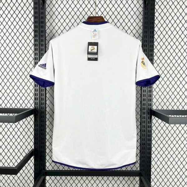 Real Madrid 2002-03 Reversible Third Retro Jersey - Image 4