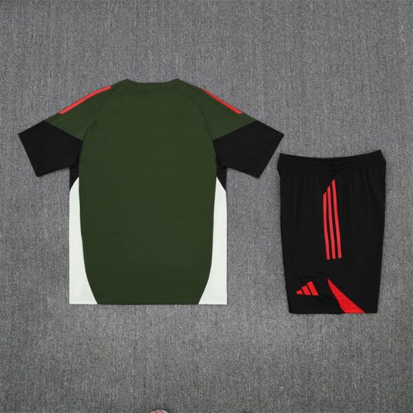 Bayern Munich 2025-26 Green Short Sleeve Training Kit - Image 4