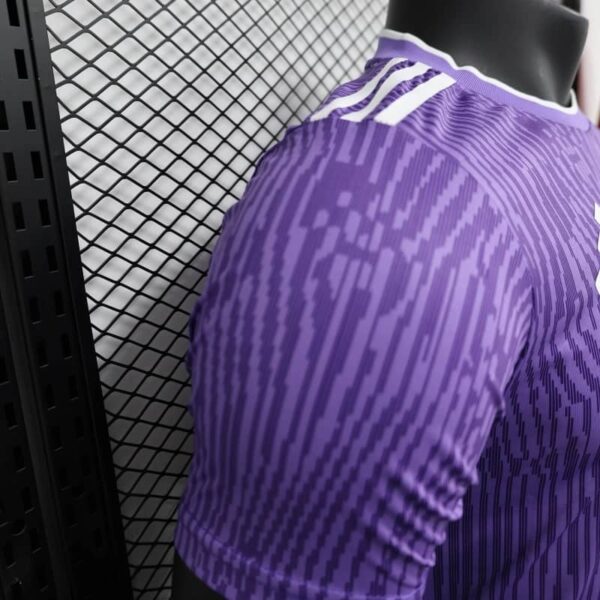 Liverpool 2025-26 Violet Linework Phoenix Special Edition Jersey Player Version - Image 4