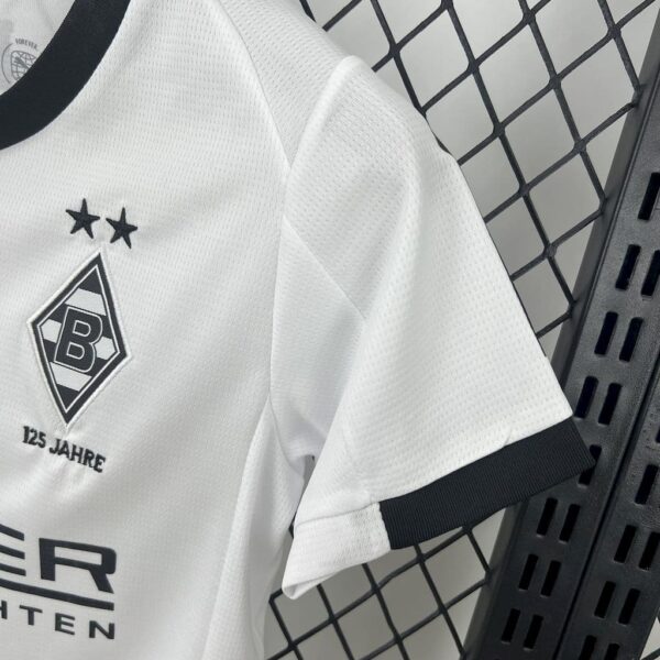 Borussia Monchengladbach 2025-26 Home Kids Kit - Image 4