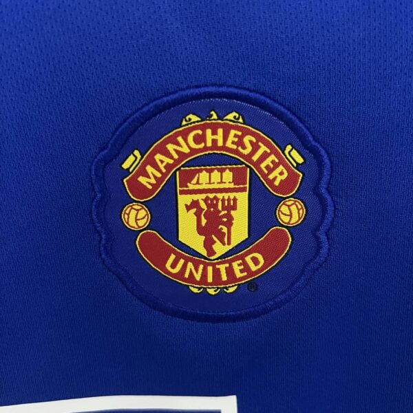 Manchester United 2008-09 Away Kids Kit - Image 4