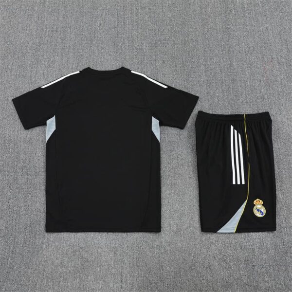 Real Madrid 2025-26 Black Short Sleeve Training Kit - Image 4