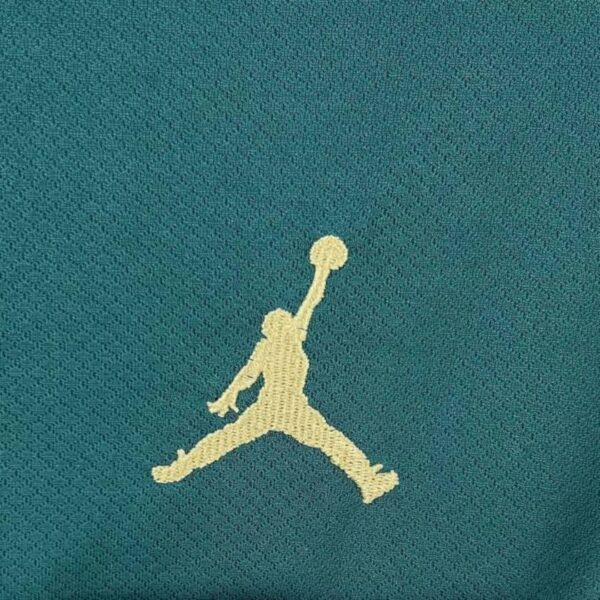 Liverpool 2025-26 Jordan Concept Jersey - Image 4