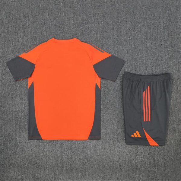 Bayern Munich 2025-26 Orange Short Sleeve Training Kit - Image 4