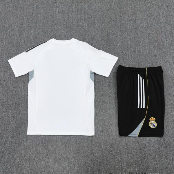 Real Madrid 2025-26 White Short Sleeve Training Kit - Image 4