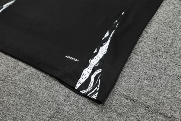 Arsenal 2024-25 Black Half Zip Long Sleeve Training Kit - Image 5
