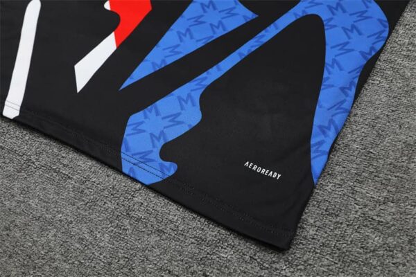 Manchester United 2024-25 Black (Camo Edition) Short Sleeve Training Kit - Image 5