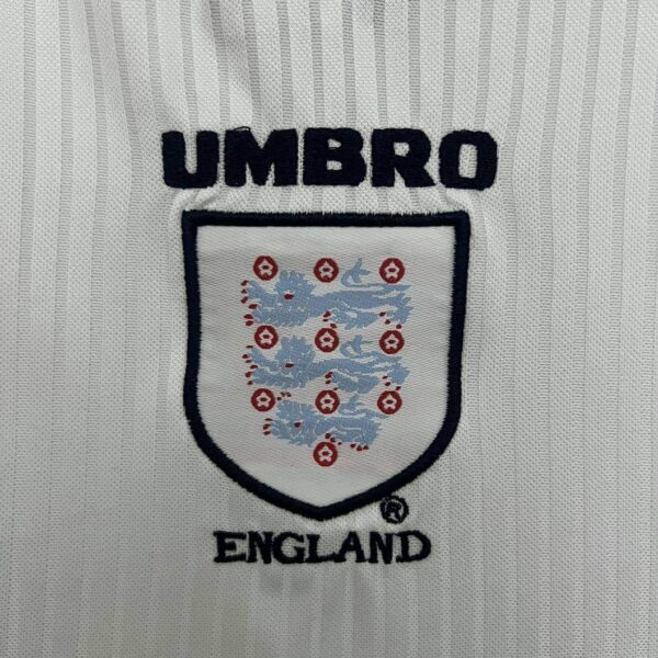 England 1998-99 Home Kids Kit - Image 5