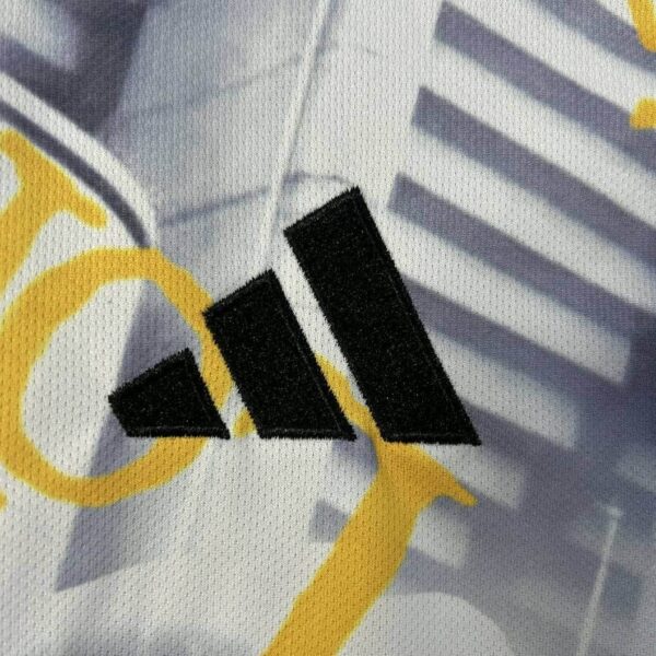 Real Madrid 2025-26 Graffiti Wall Special Edition Jersey - Image 5