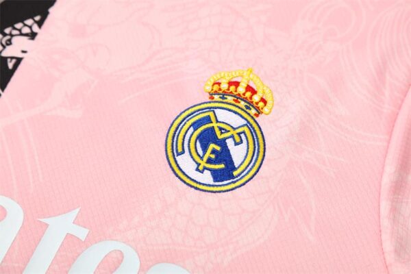 Real Madrid 2025-26 Black Pink Short Sleeve Training Kit - Image 5