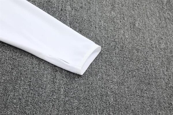 Real Madrid 2025-26 White Half Zip Long Sleeve Training Kit - Image 5