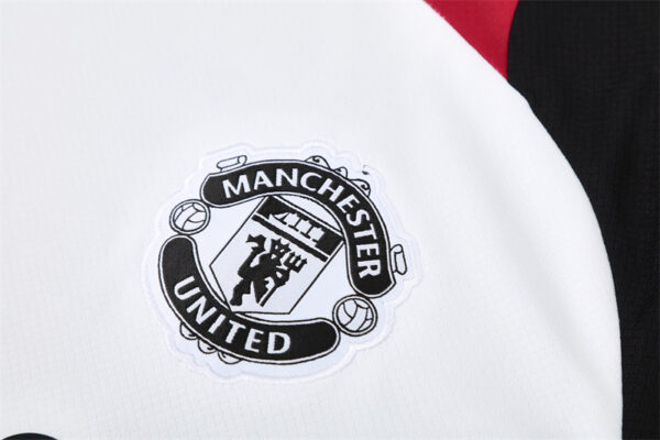 Manchester United 2024-25 White Short Sleeve Training Kit - Image 6